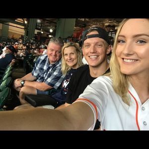 Meet your Posher, Austin